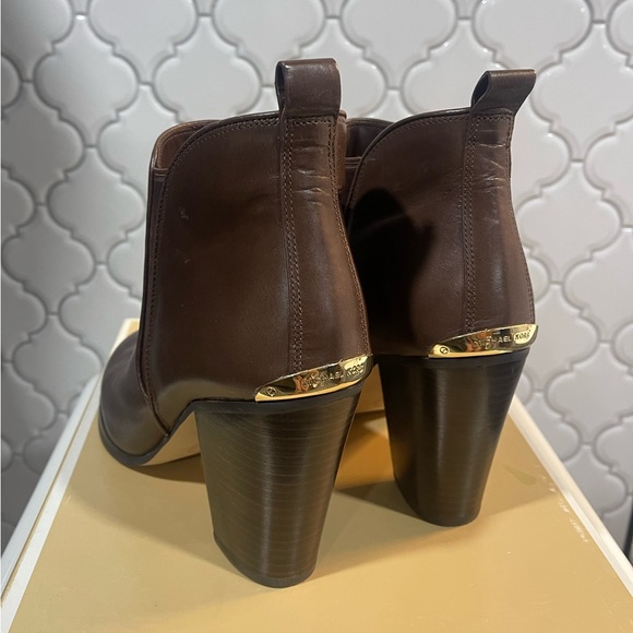 Michael Kors, brown heeled boots, size 10M - Picture 6 of 15